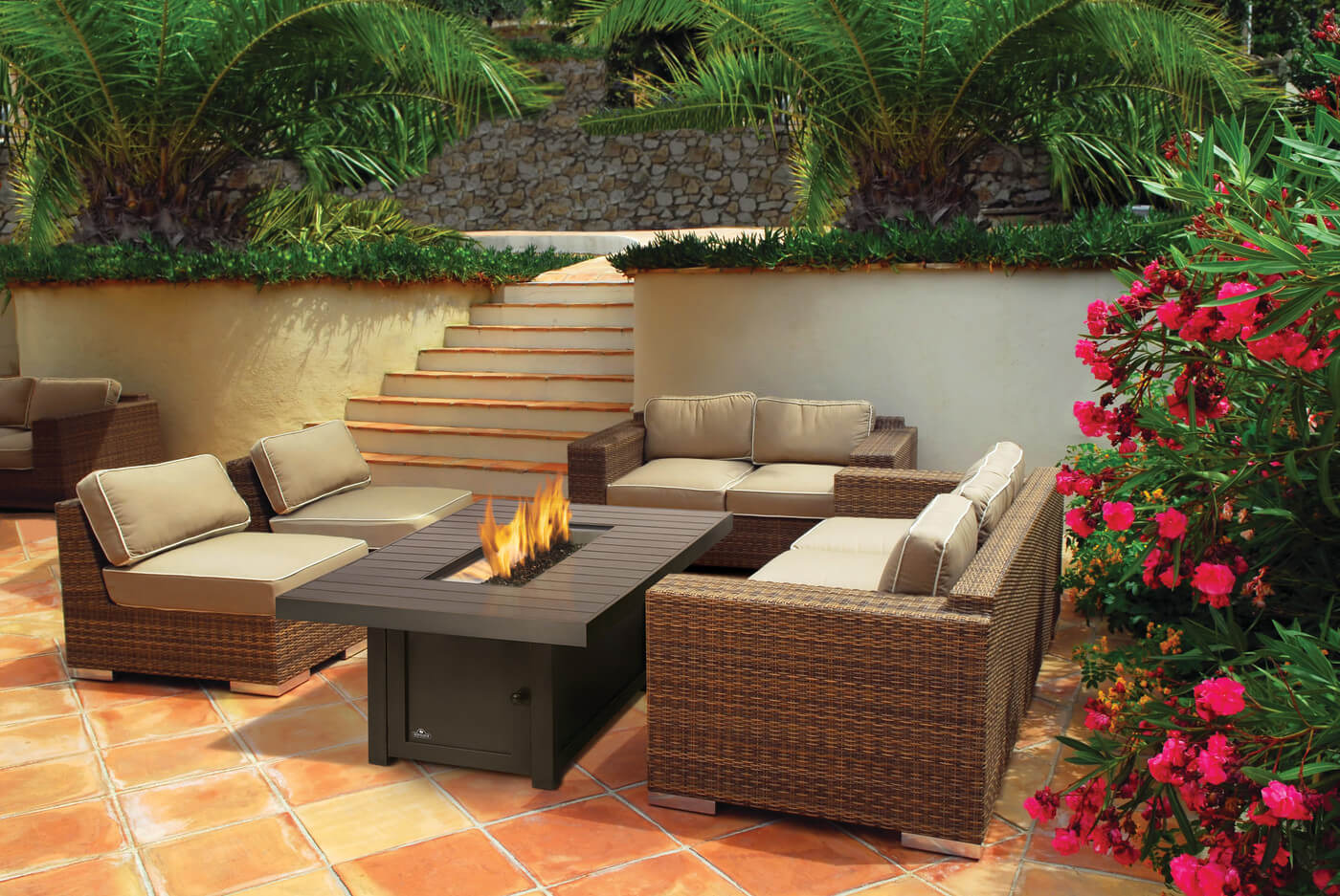 Patio Elegance St. Tropez Fire Table – Square Patioflame Table