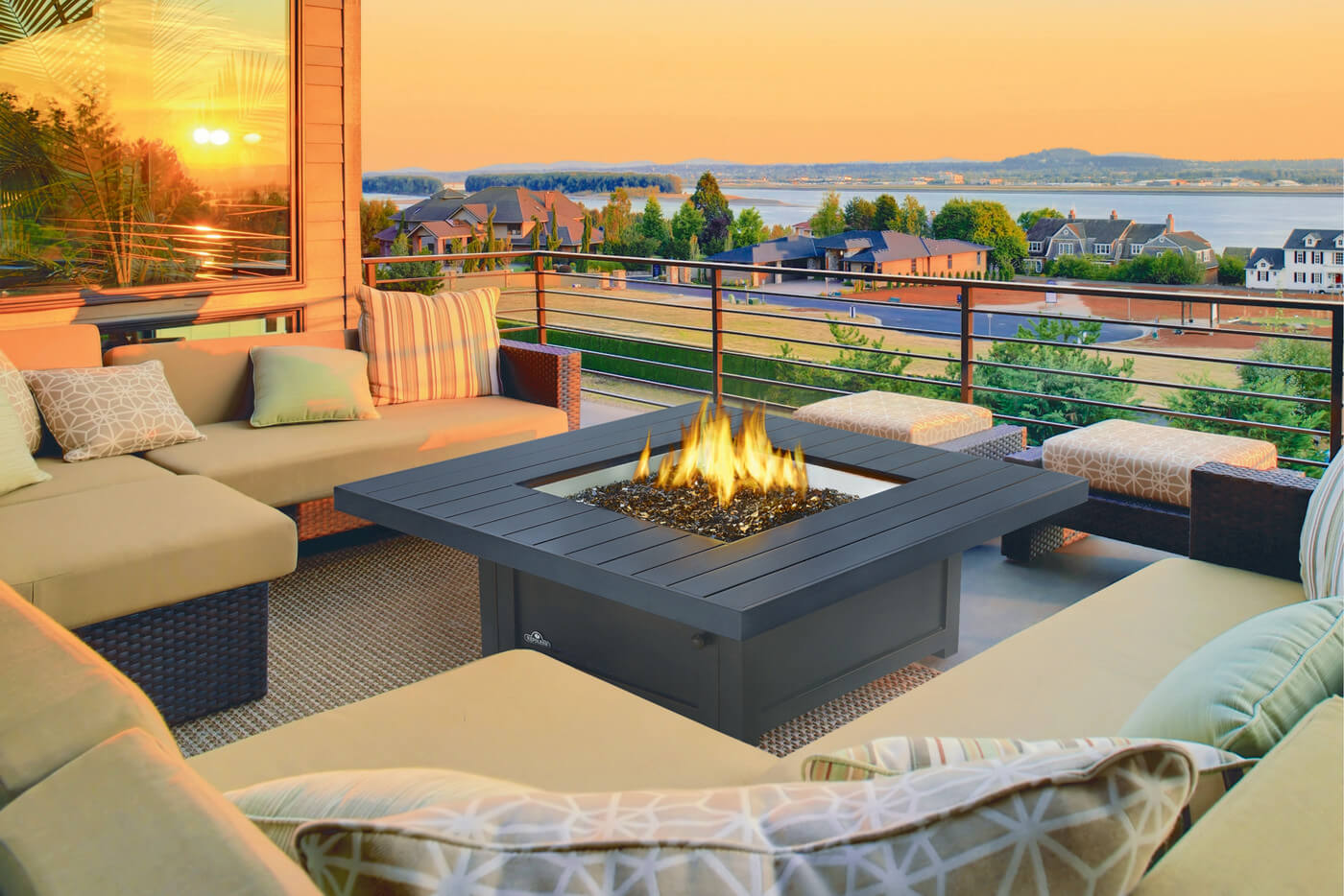 Patio Elegance St. Tropez Fire Table – Square Patioflame Table